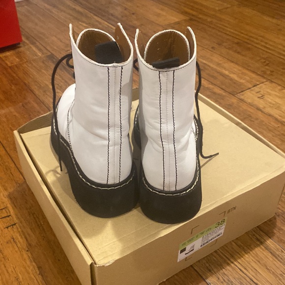 Zara white chunky lace up boots - Picture 3 of 9